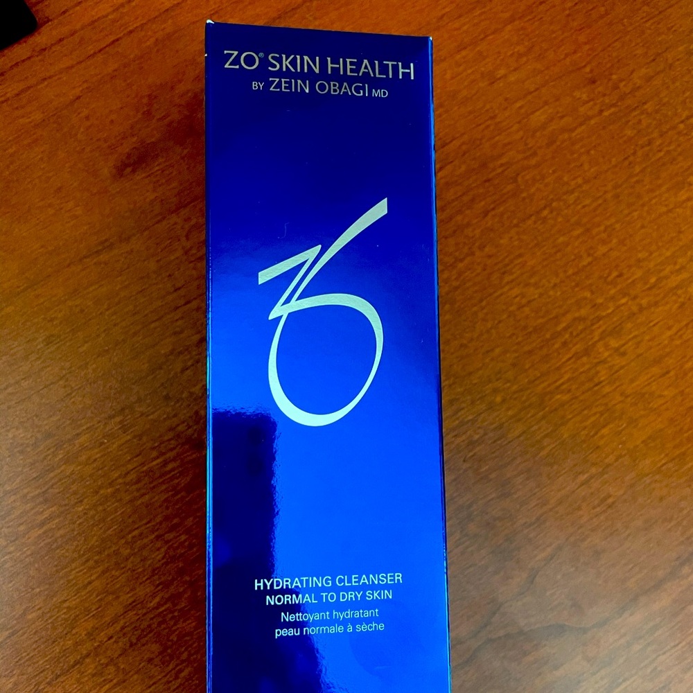 BNIB ZO Skin health hydrating cleanser
